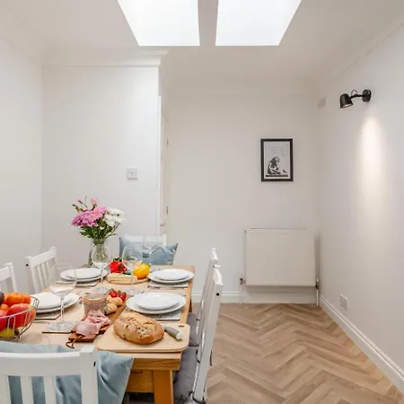2 Bed In Oc-m30985 *