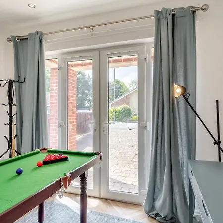 2 Bed In Oc-m30985